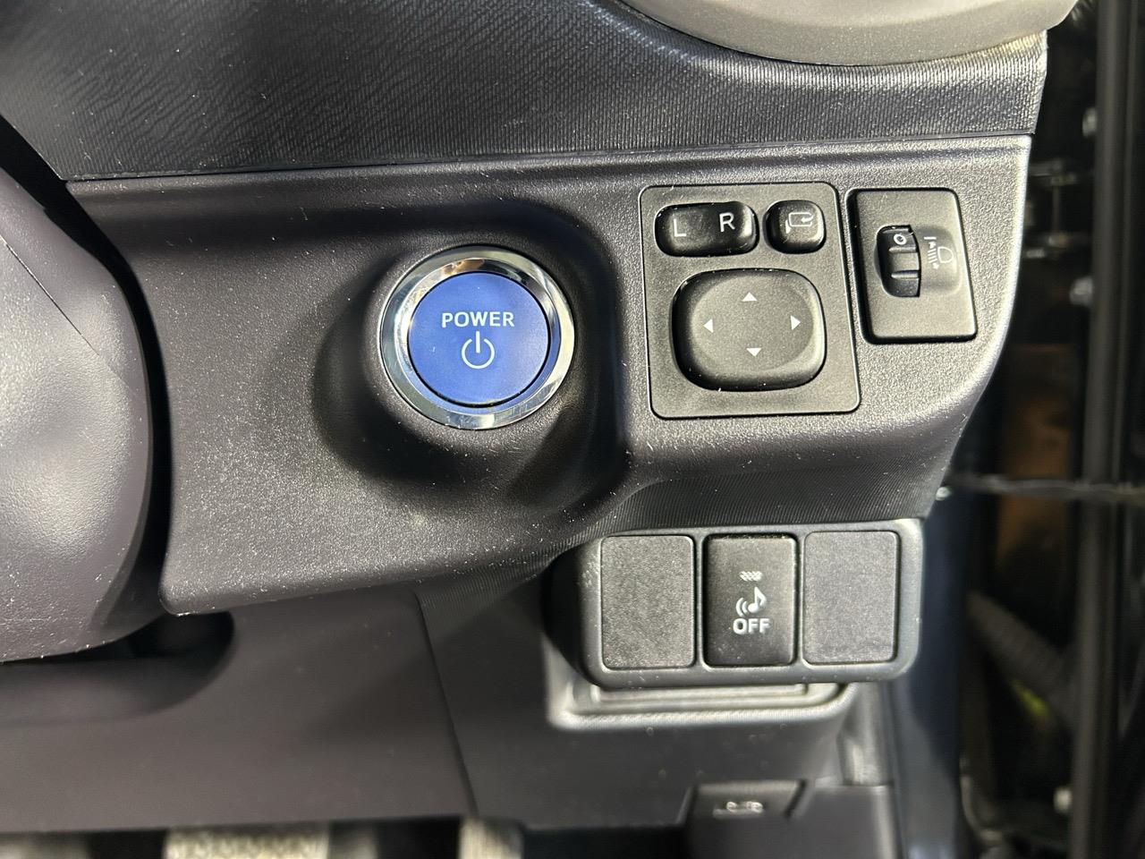 2014 Toyota Aqua S Hatchback PUSH SRART + AUTO LIGHTS