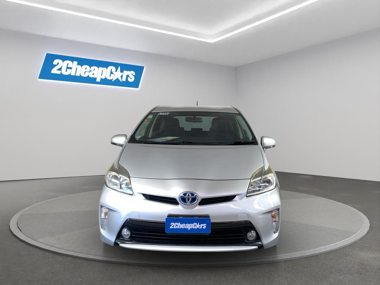 2014 Toyota Prius S Hatchback PUSH BUTTON START + AUTO LIGHTS + REVERSING CAMERA