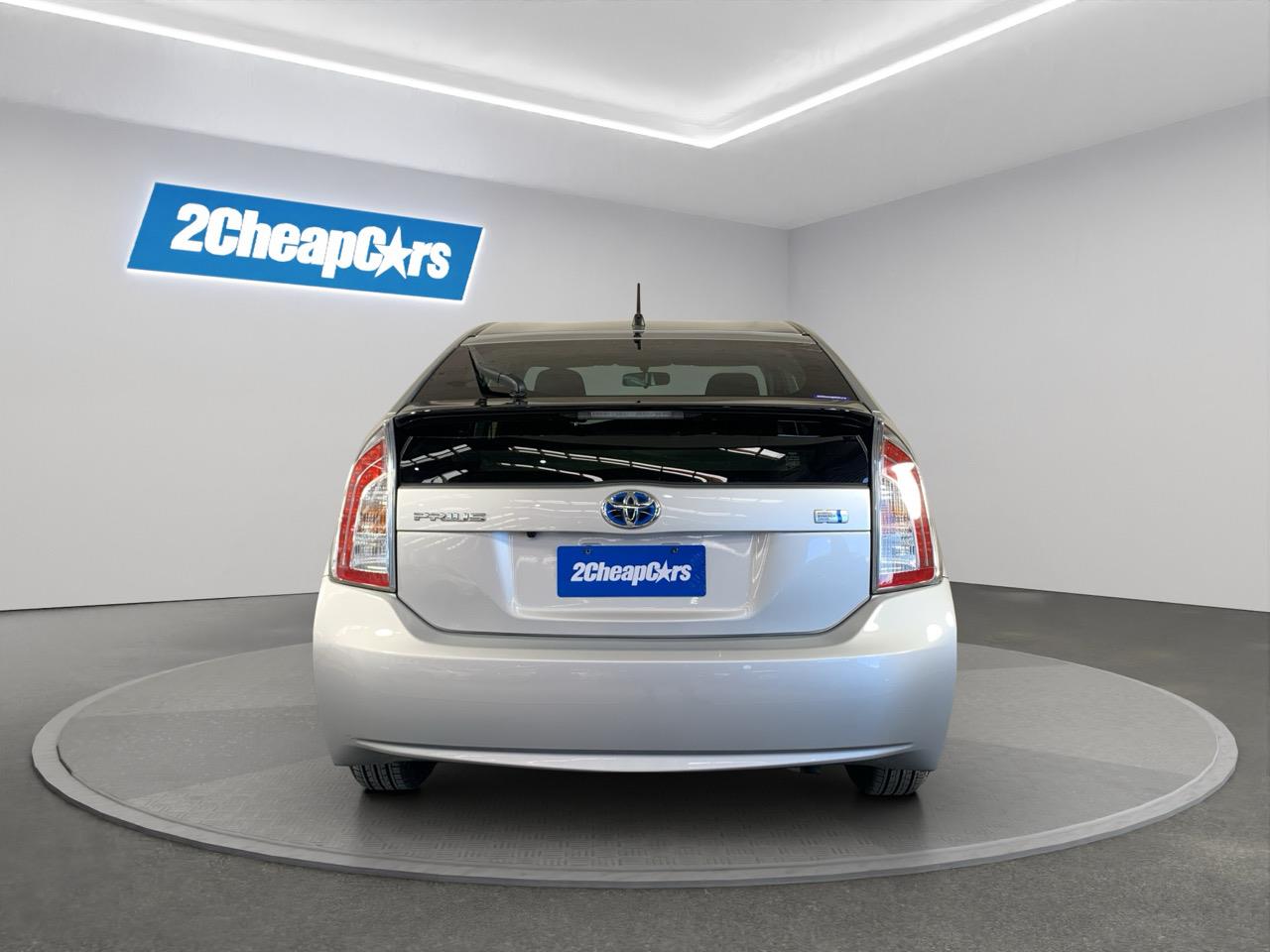 2014 Toyota Prius S Hatchback PUSH BUTTON START + AUTO LIGHTS + REVERSING CAMERA