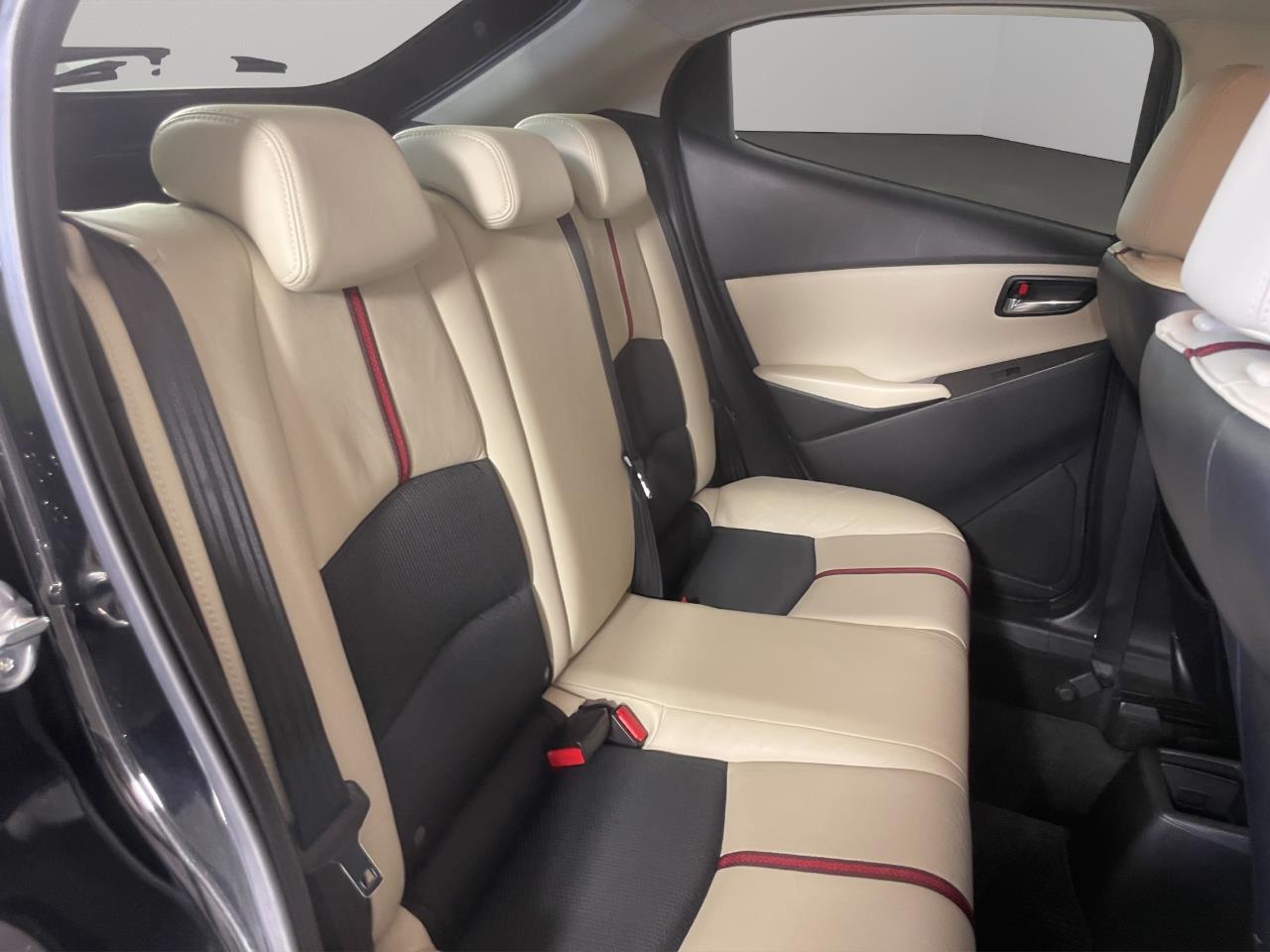 2014 Mazda Demio 2 New Shape Skyactive Hatchback SMART KEY + I-STOP + AUTO LIGHTS