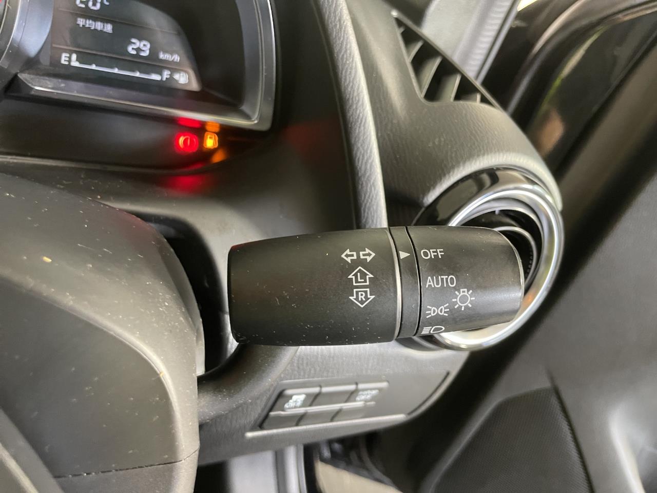 2014 Mazda Demio 2 New Shape Skyactive Hatchback SMART KEY + I-STOP + AUTO LIGHTS