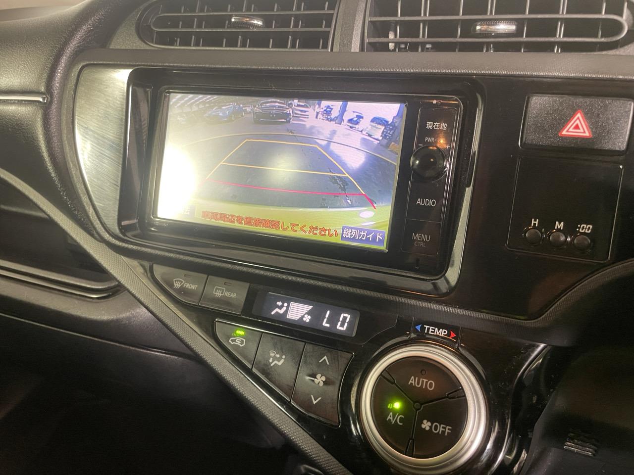 2014 Toyota Aqua X-URBAN Hatchback REVERSING CAMERA + AUTO LIGHTS + PUSH START