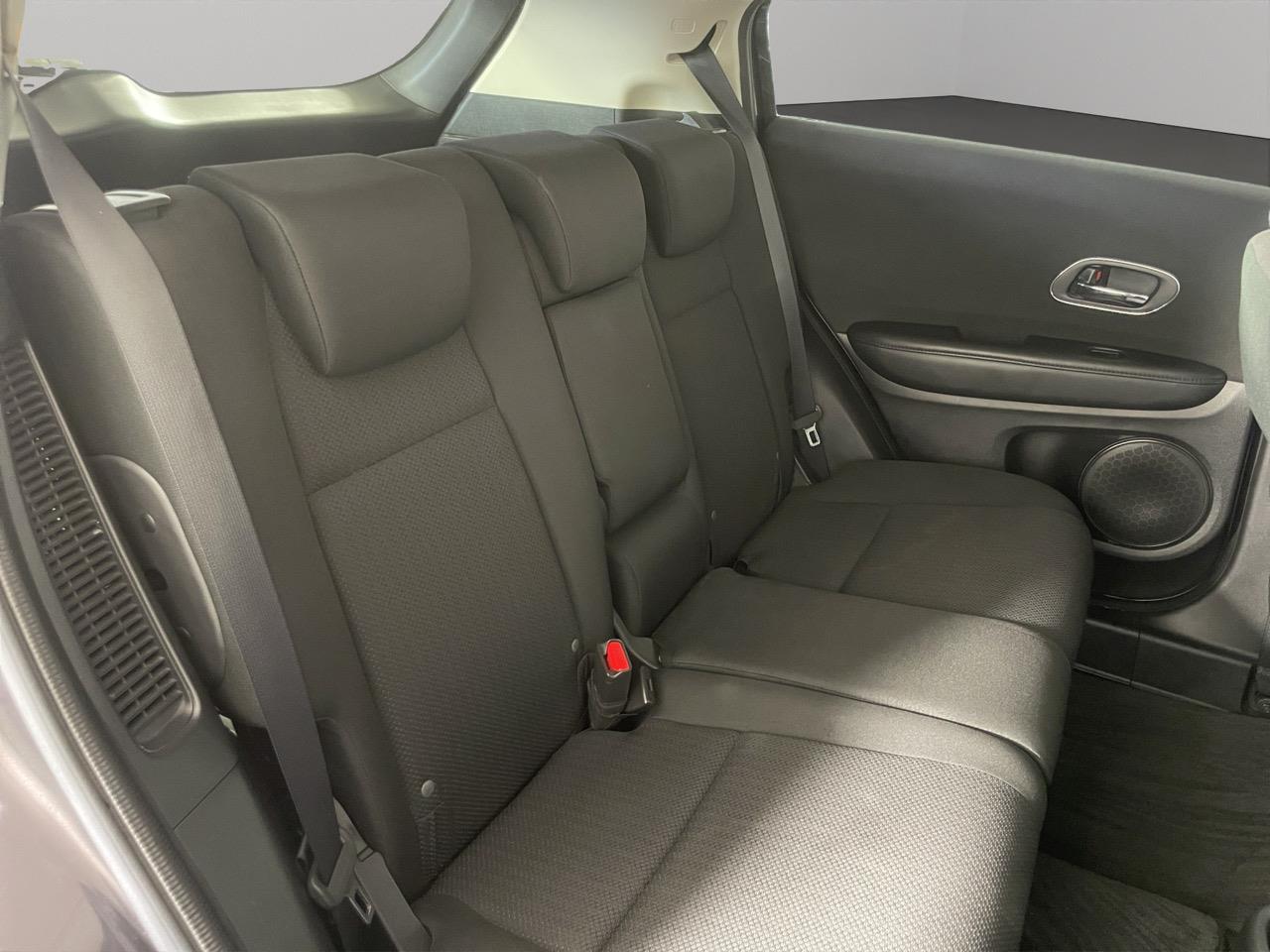 2015 Honda Vezel HYBRID X RV/SUV LOW KM + REVERSING CAMERA + PUSH START