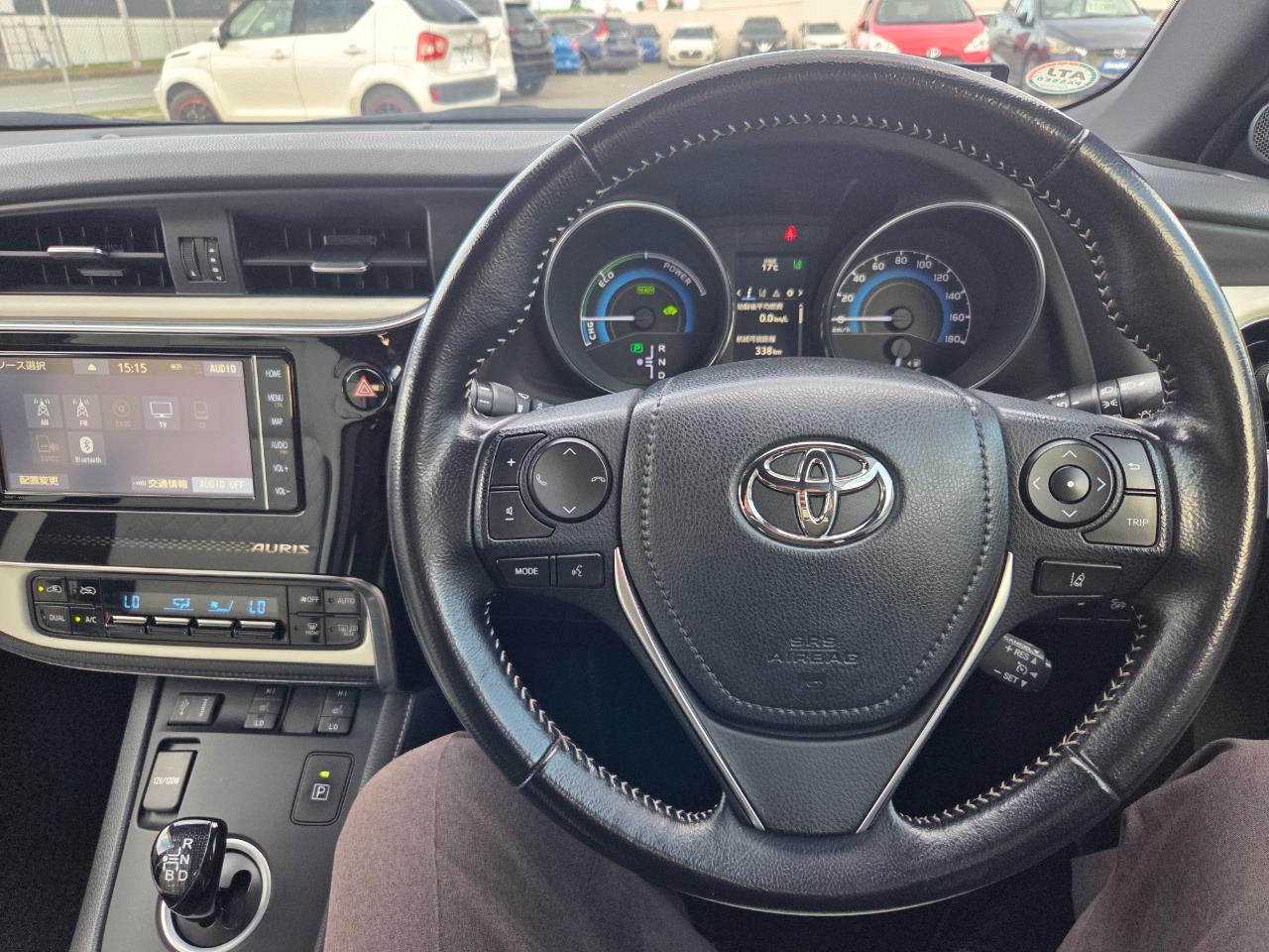 2016 Toyota Auris Corolla Hybrid G Hatchback HEATED SEATS + CRUISE CONTROL + REVERSING CAMERA