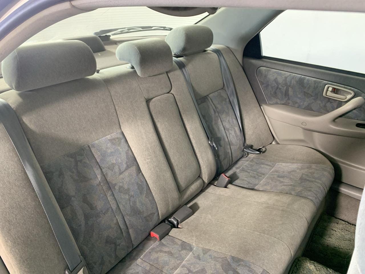 1998 Toyota Camry GRACIA 2.2 Sedan AUTO LIGHTS + POWER ADJUSTMENT SEATS