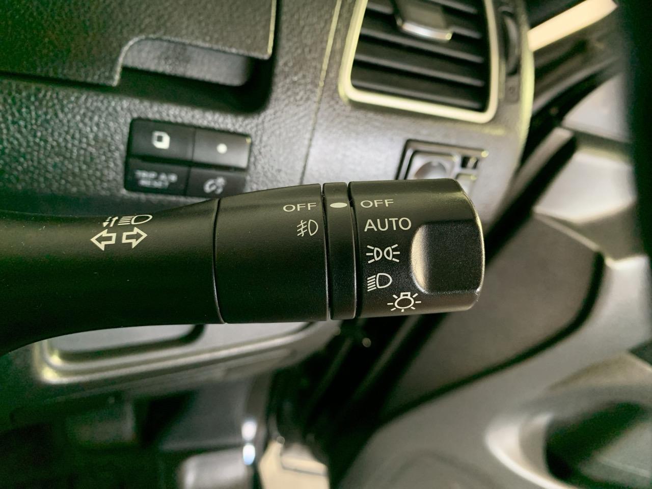 2016 Nissan Serena Hybrid Highway Star People Mover CRUISE CONTROL + POWER SLIDING DOORS + AUTO LIGHTS