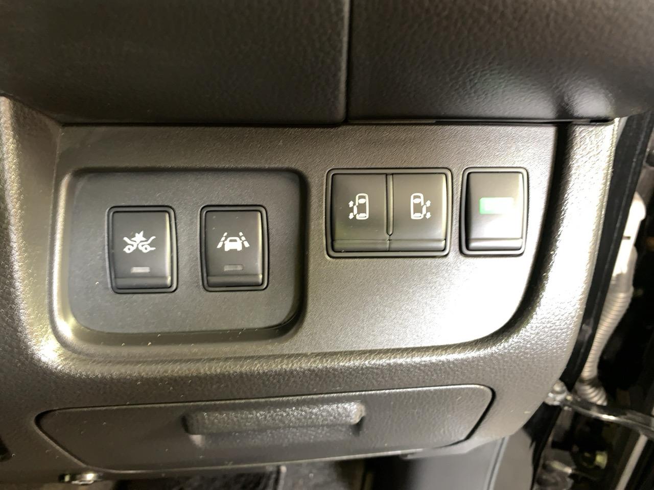 2016 Nissan Serena Hybrid Highway Star People Mover CRUISE CONTROL + POWER SLIDING DOORS + AUTO LIGHTS