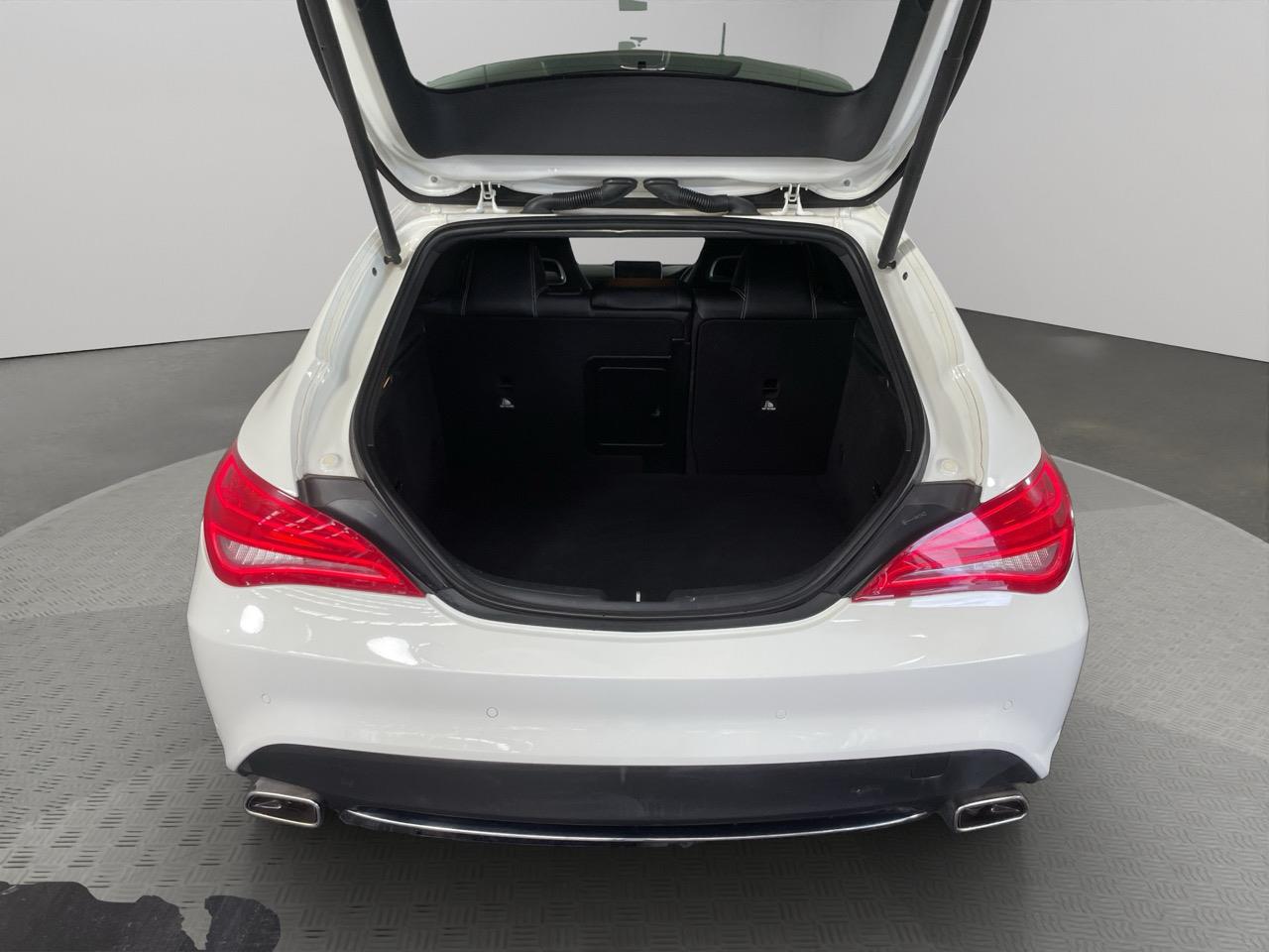 2015 Mercedes-Benz CLA 180 Shooting Break Sports Station Wagon LOW KM + REVERSING CAMERA + PARKING SENSORS