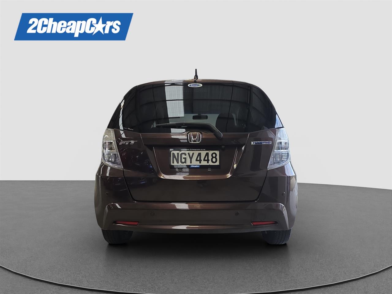 2013 Honda Fit Hybrid Hatchback CRUISE CONTROL + REVERSING CAMERA + HEATED SEATS