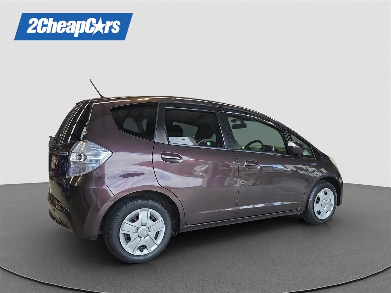 2013 Honda Fit Hybrid Hatchback CRUISE CONTROL + REVERSING CAMERA + HEATED SEATS