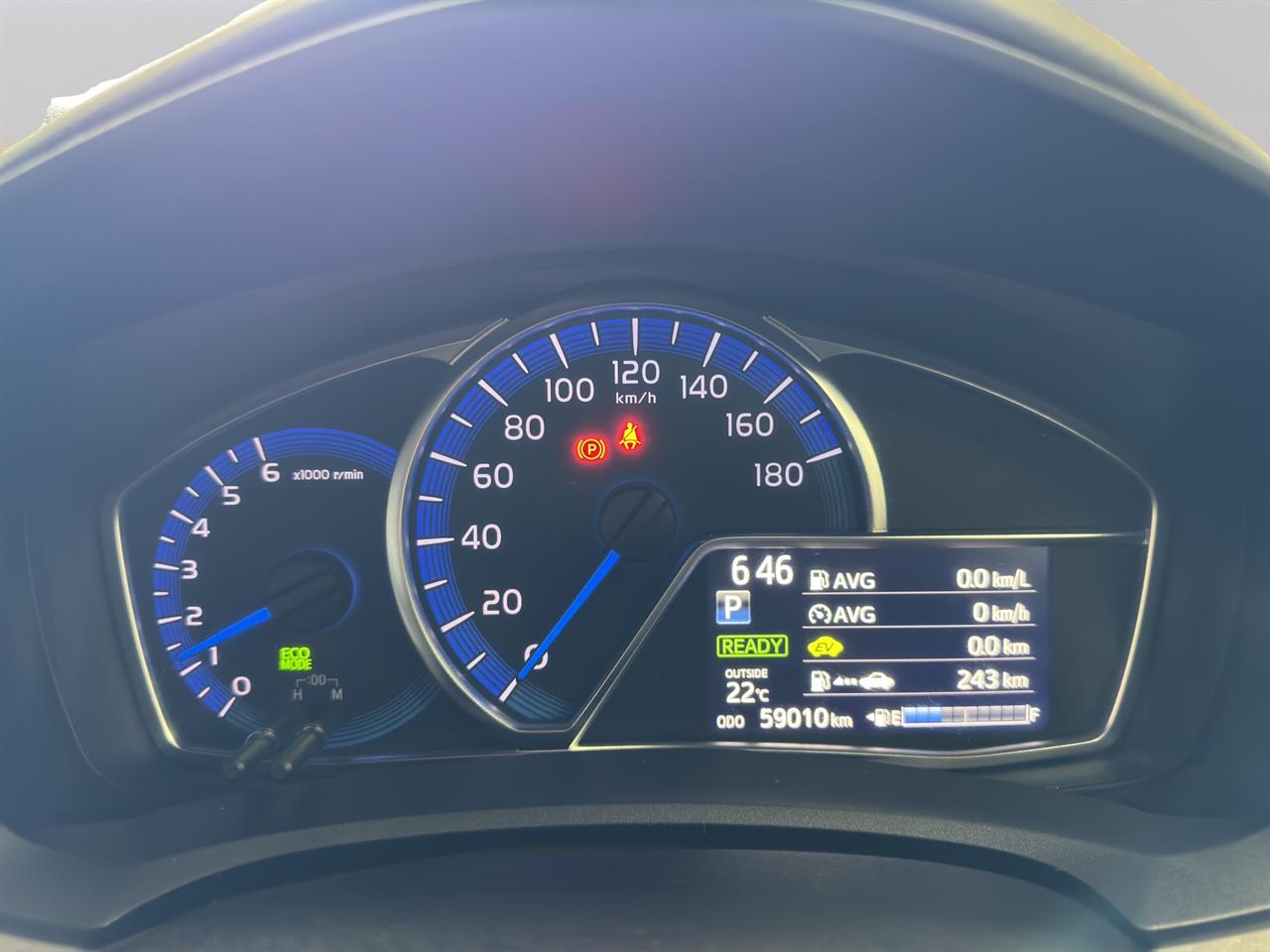 2014 Toyota Corolla Axio Hybrid Sedan LOW KM + GREAT FUEL EFFICIENCY