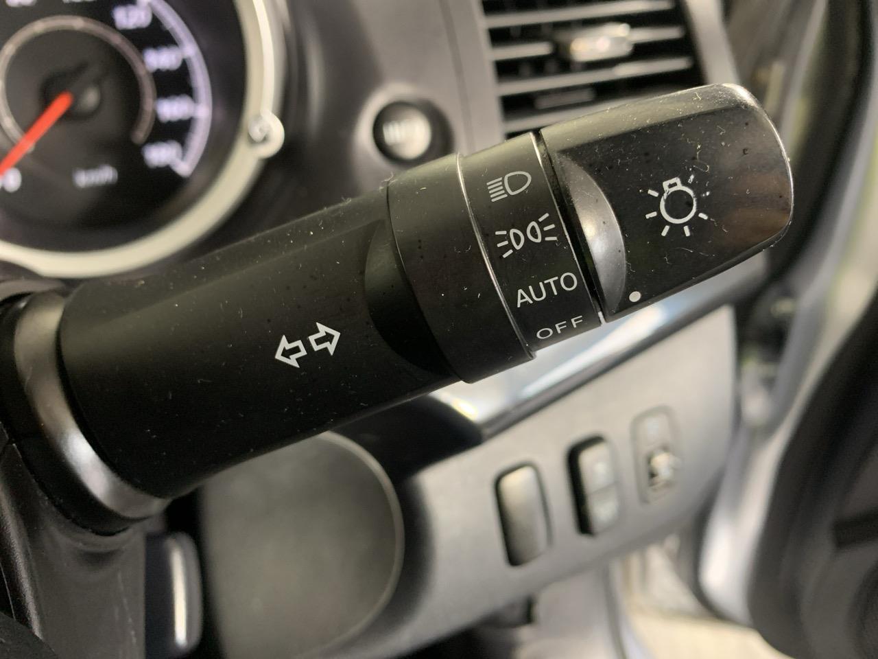 2013 Mitsubishi Galant Fortis Sedan CRUISE CONTROL + AUTO LIGHTS + ALLOY WHEELS