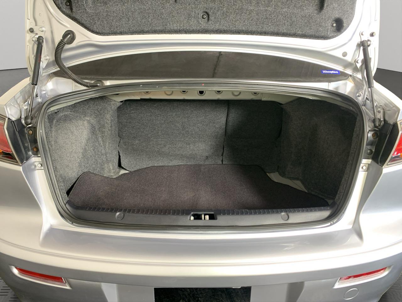 2013 Mitsubishi Galant Fortis Sedan CRUISE CONTROL + AUTO LIGHTS + ALLOY WHEELS