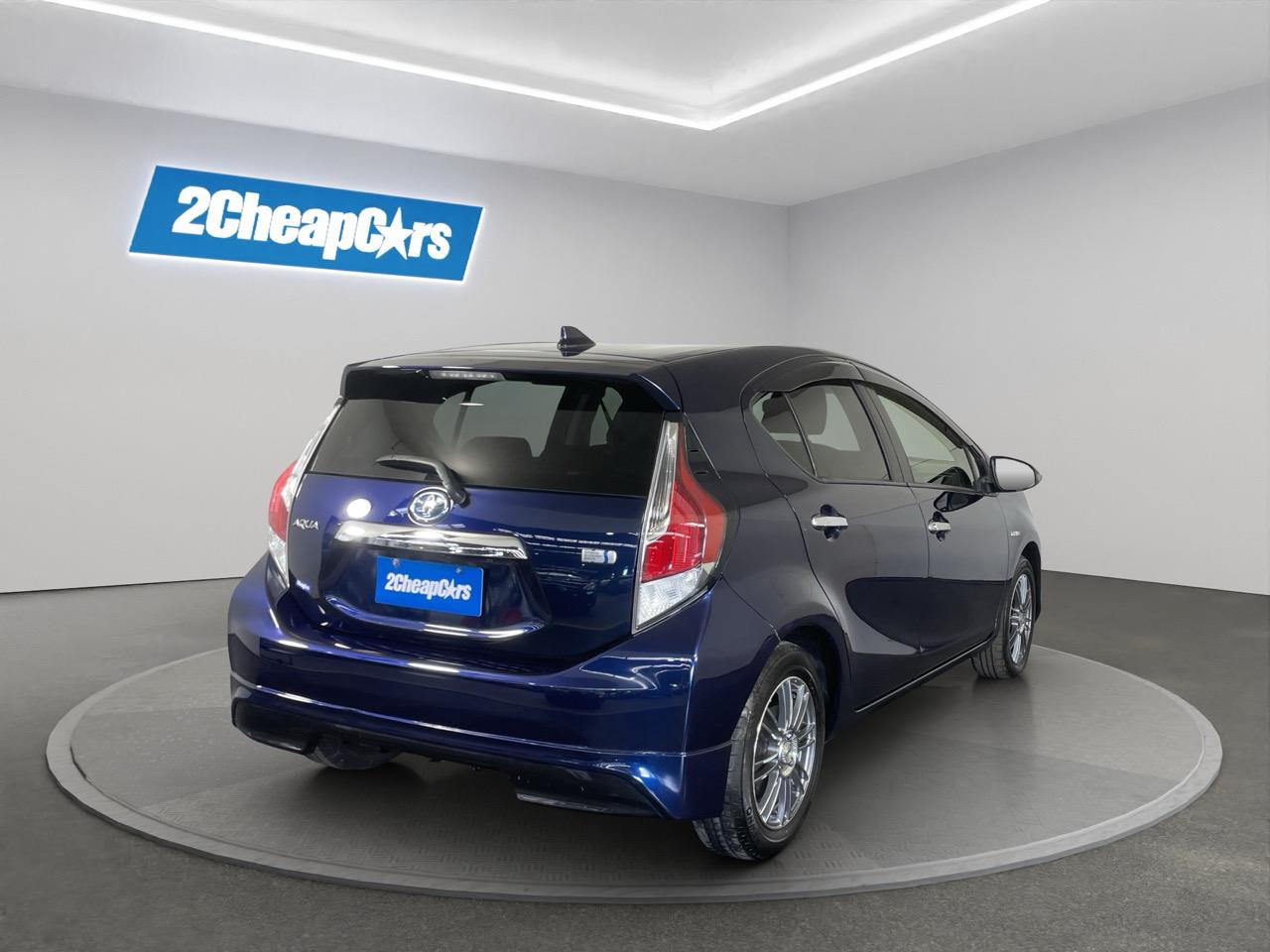 2016 Toyota Aqua Facelift Model S Hatchback REVERSING CAMERA + AUTO LIGHTS + PUSH BUTTON START