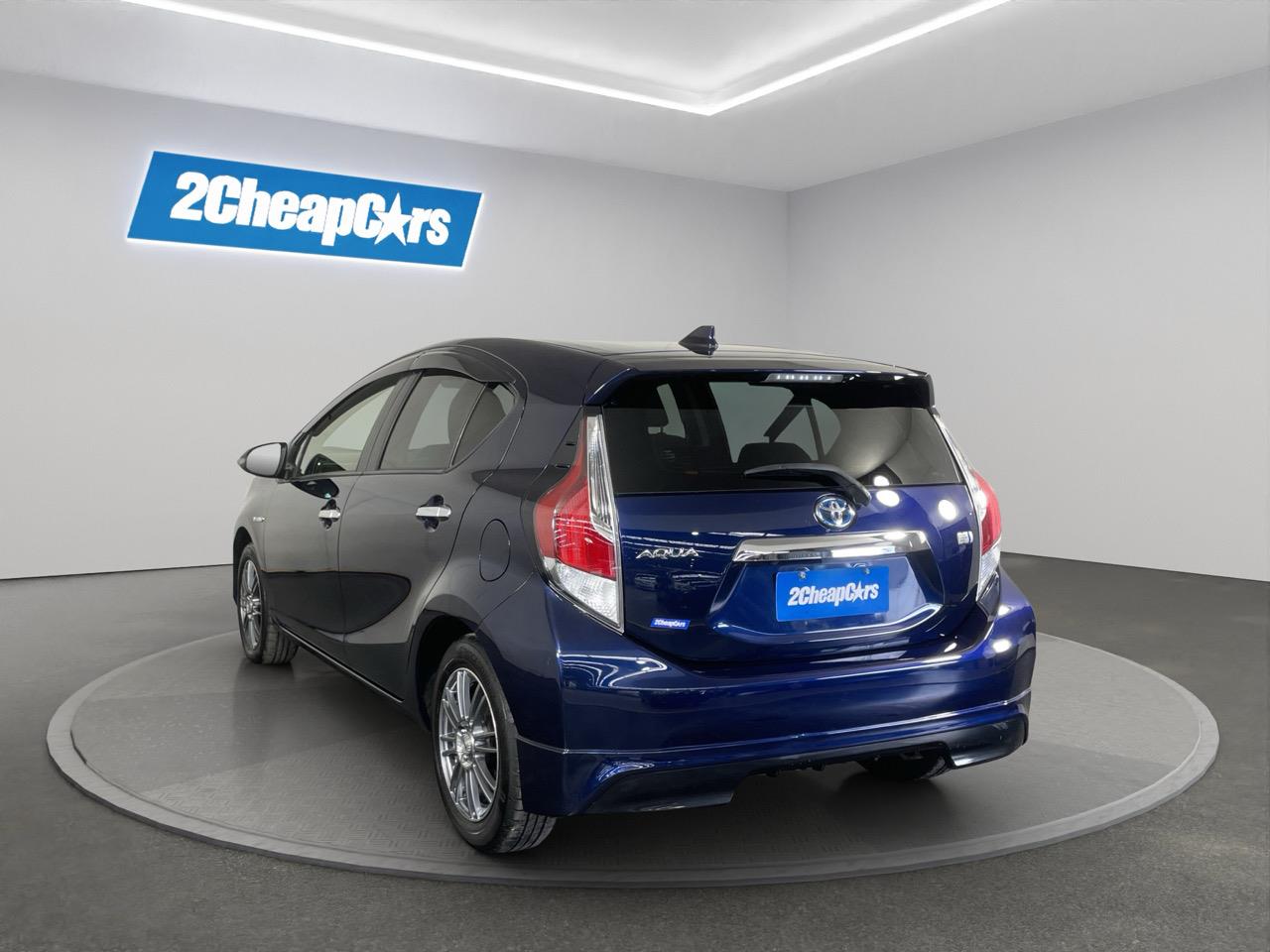 2016 Toyota Aqua Facelift Model S Hatchback REVERSING CAMERA + AUTO LIGHTS + PUSH BUTTON START