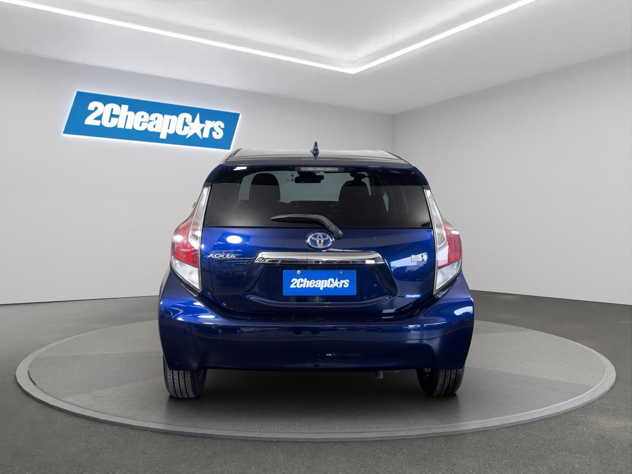 2016 Toyota Aqua Facelift Model S  REVESING CAMERA + PUSH SRART + AUTO LIGHTS