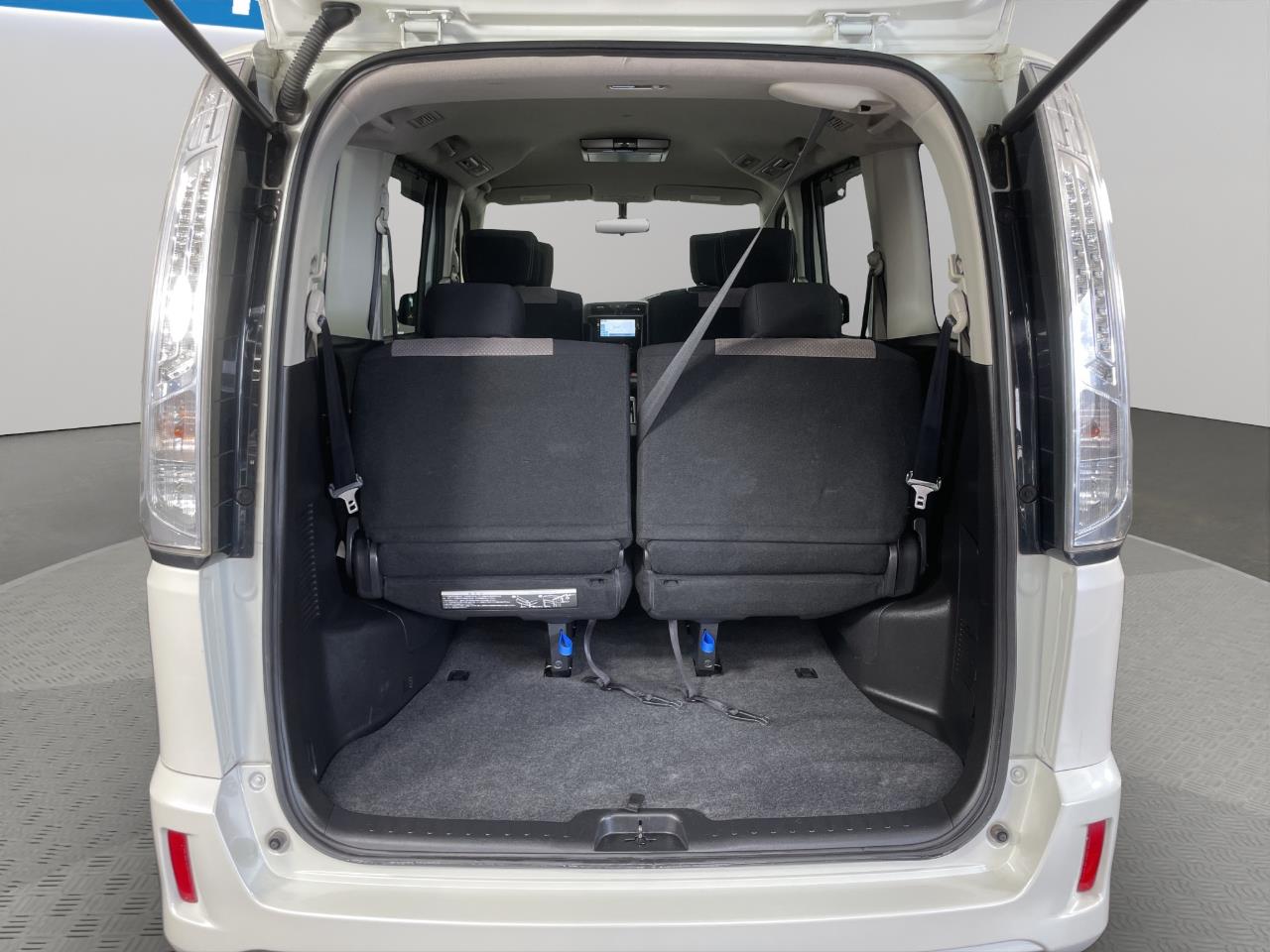 2012 Nissan Serena RIDER AUTECH HYBRID People Mover POWER SLIDING DOOR + REVERSING CAMERA