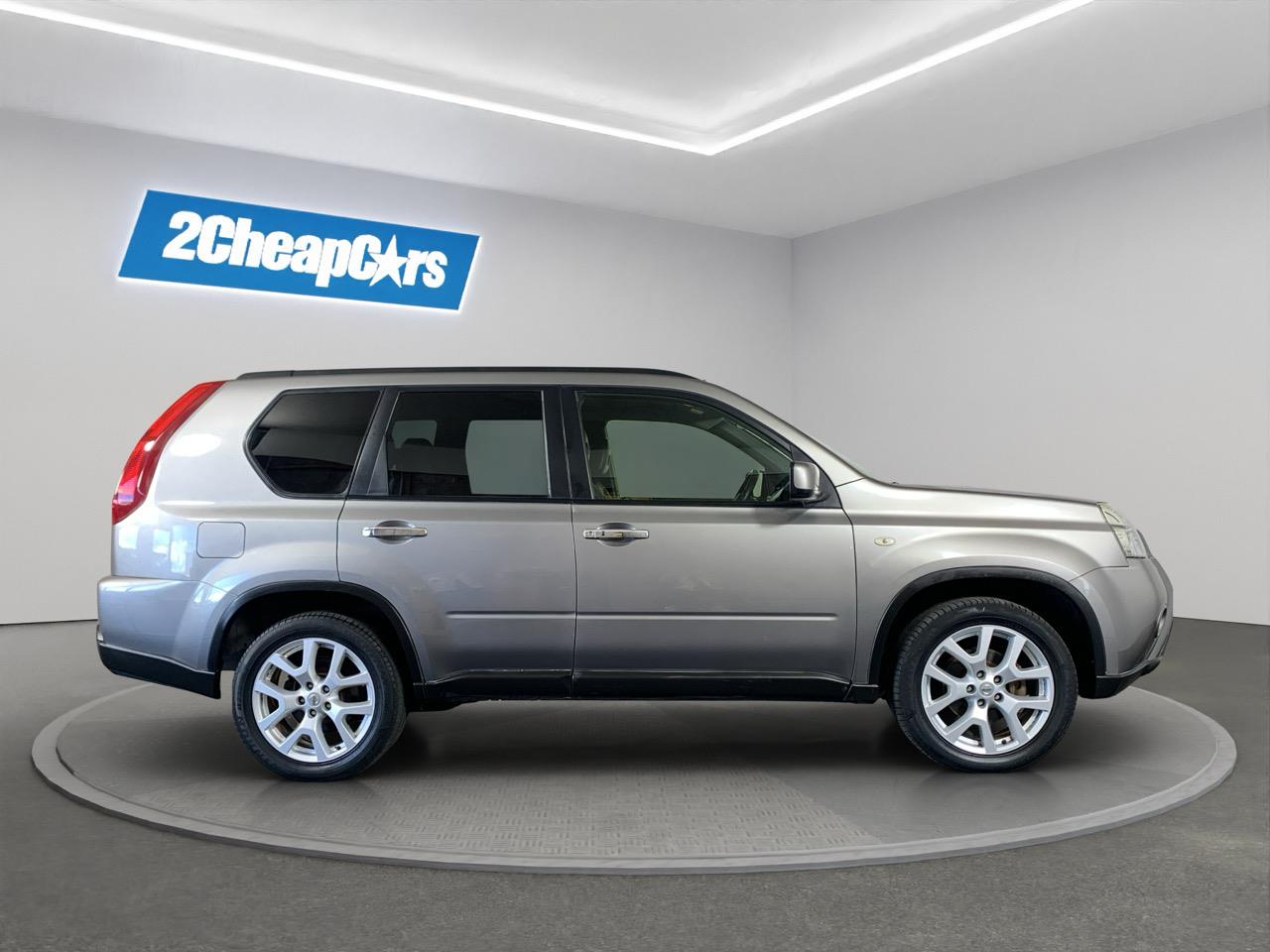 2013 Nissan X-TRAIL 20X 4WD RV/SUV AWD + CRUISE CONTROL + AUTO LIGHTS + HEATED SEATS