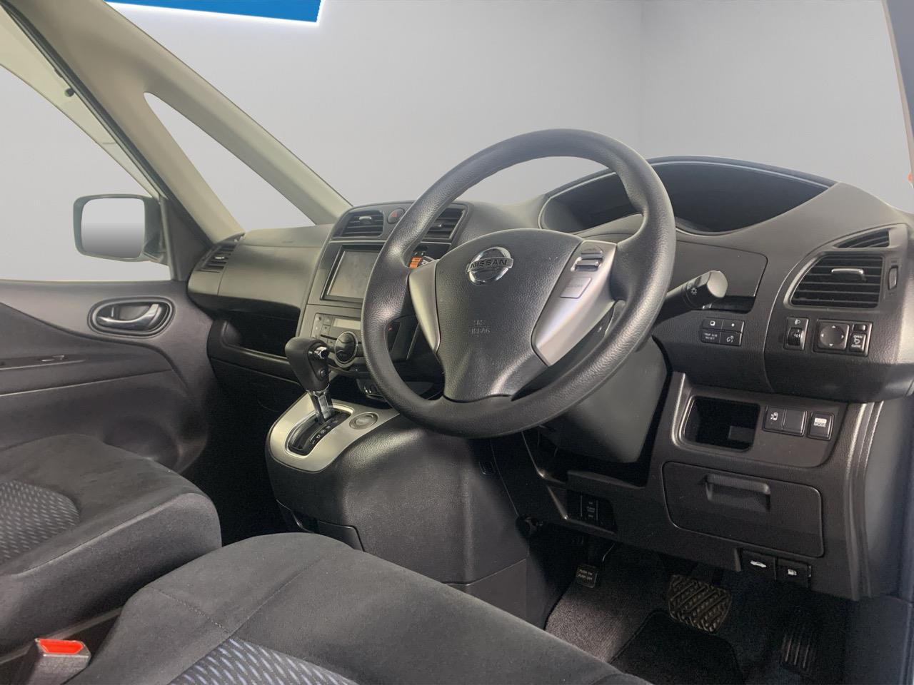 2013 Nissan Serena Hybrid People Mover POWER SLIDING DOOR + REVERSING CAMERA + SMART KEY