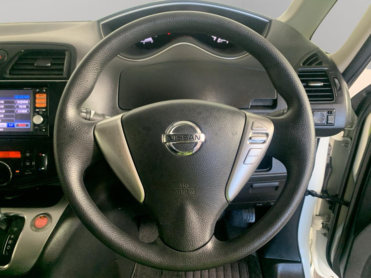 2013 Nissan Serena Hybrid People Mover POWER SLIDING DOOR + REVERSING CAMERA + SMART KEY