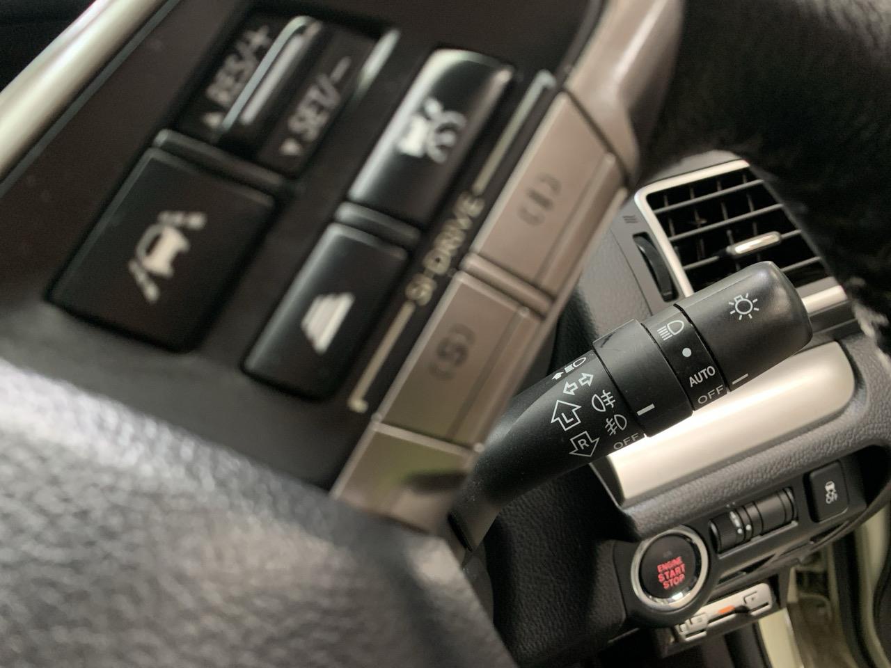 2014 Subaru XV 2.0i-L EYESIGHT 4WD RV/SUV AWD + CRUISE CONTROL + POWER ADJUSTMENT SEATS