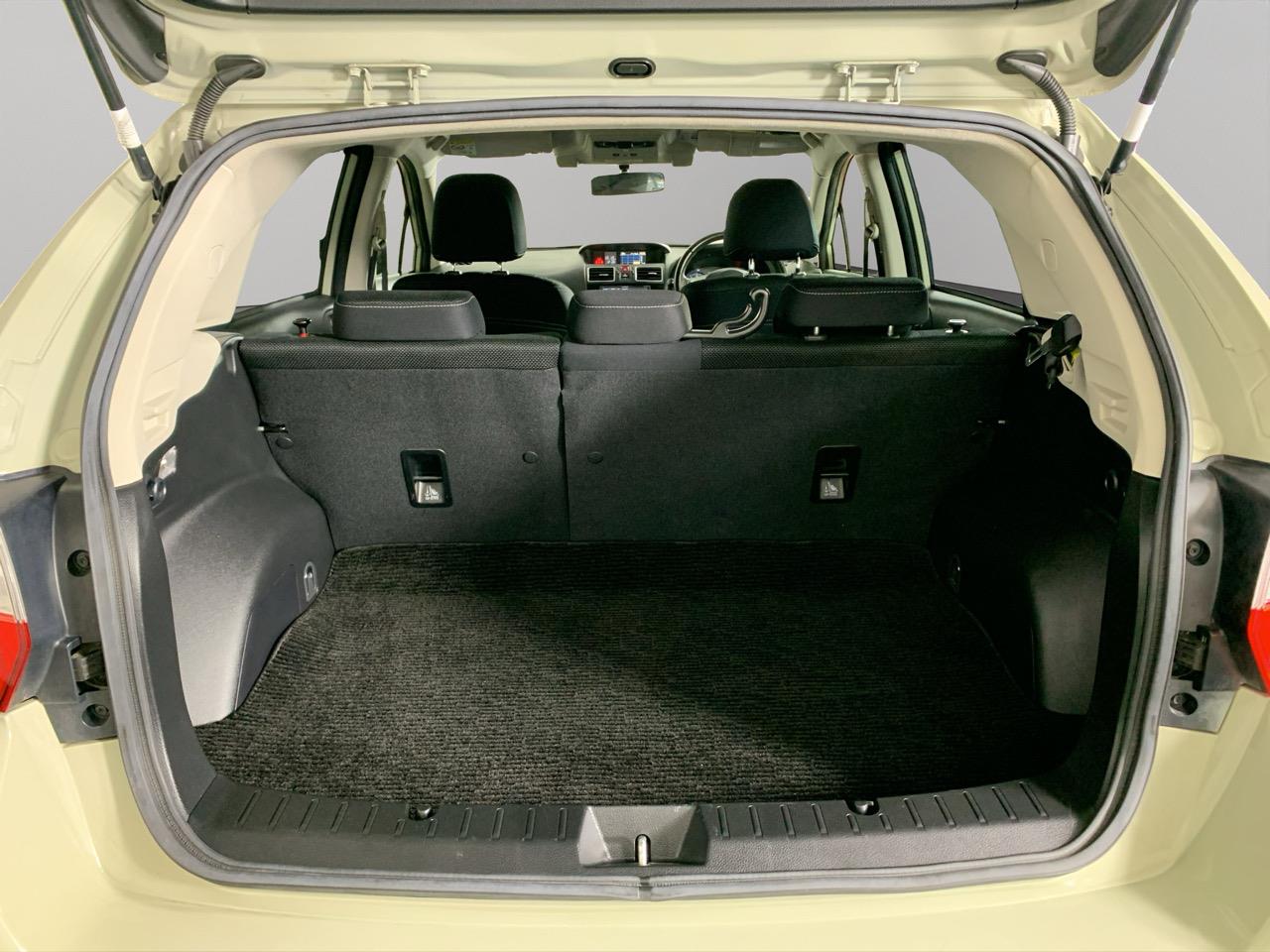 2014 Subaru XV 2.0i-L EYESIGHT 4WD RV/SUV AWD + CRUISE CONTROL + POWER ADJUSTMENT SEATS