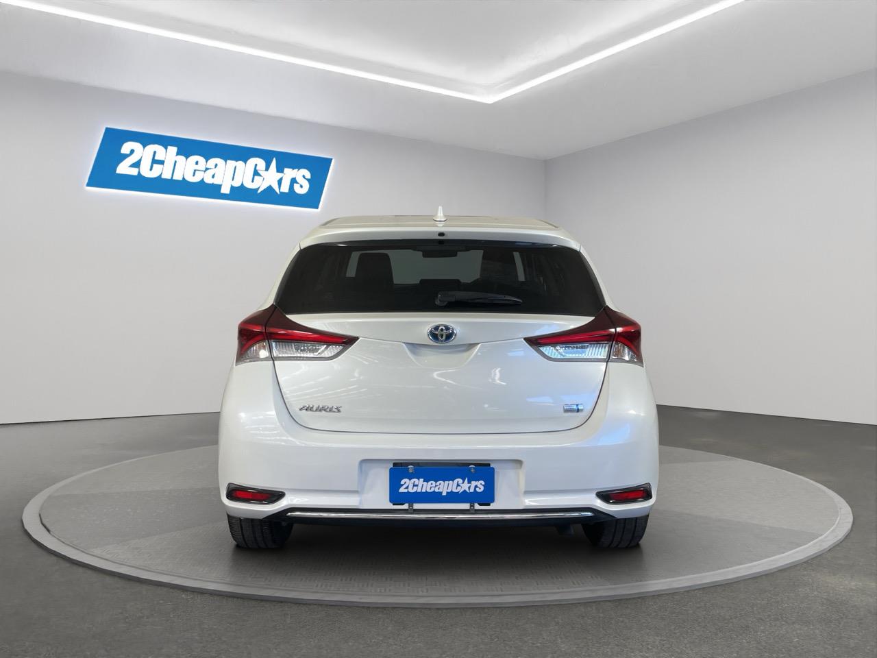 2017 Toyota Auris Corolla Hybrid G Hatchback LOW KM + AUTO LIGHTS + PUSH START