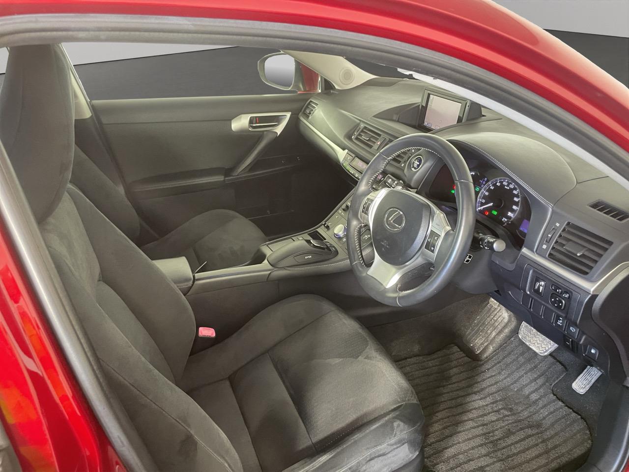 2013 Lexus CT200h Hybrid Hatchback CRUISE CONTROL + REVERSING CAMERA + HEATED SEATS