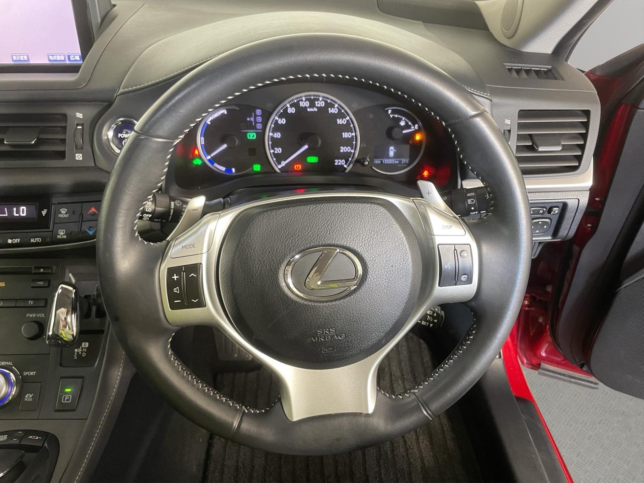 2013 Lexus CT200h Hybrid Hatchback CRUISE CONTROL + REVERSING CAMERA + HEATED SEATS