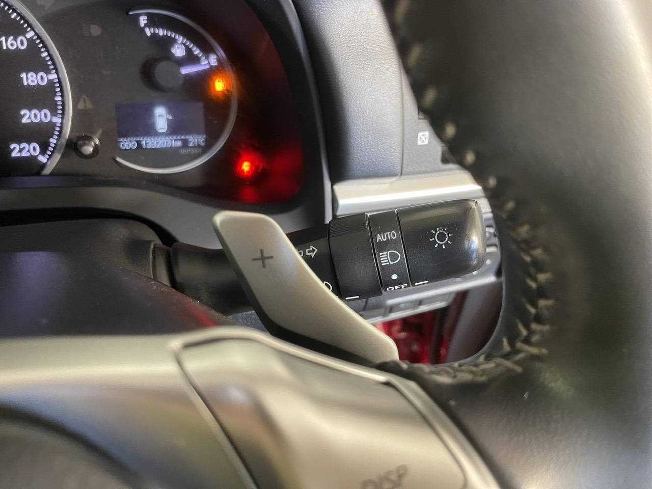 2013 Lexus CT200h Hybrid Hatchback CRUISE CONTROL + REVERSING CAMERA + HEATED SEATS