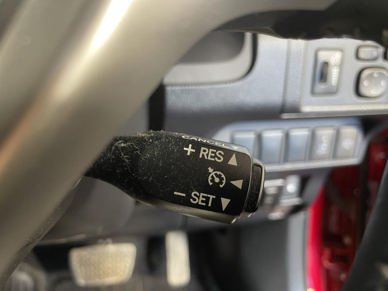 2013 Lexus CT200h Hybrid Hatchback CRUISE CONTROL + REVERSING CAMERA + HEATED SEATS