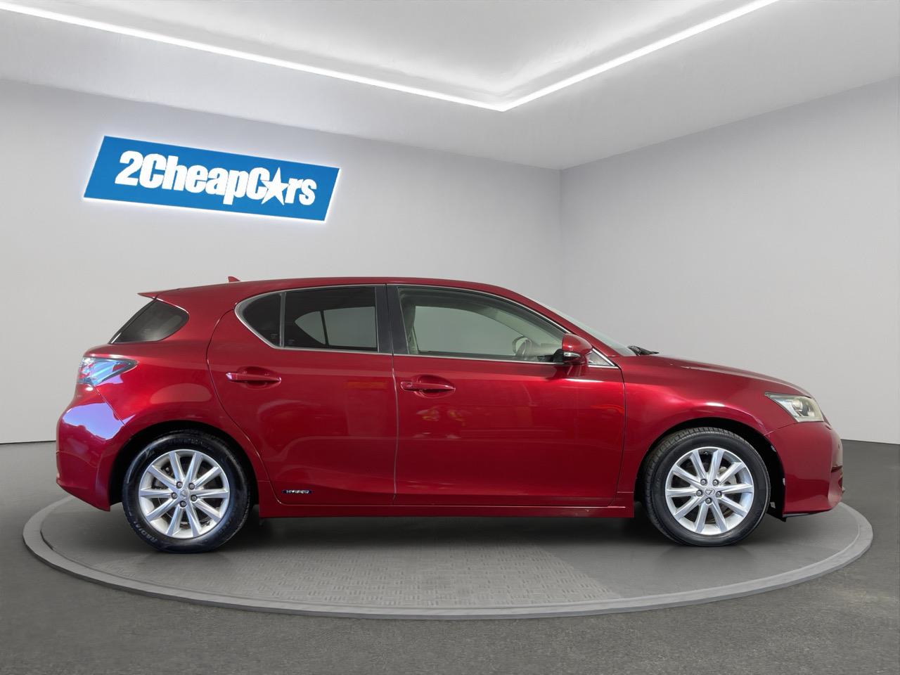 2013 Lexus CT200h Hybrid Hatchback CRUISE CONTROL + REVERSING CAMERA + HEATED SEATS