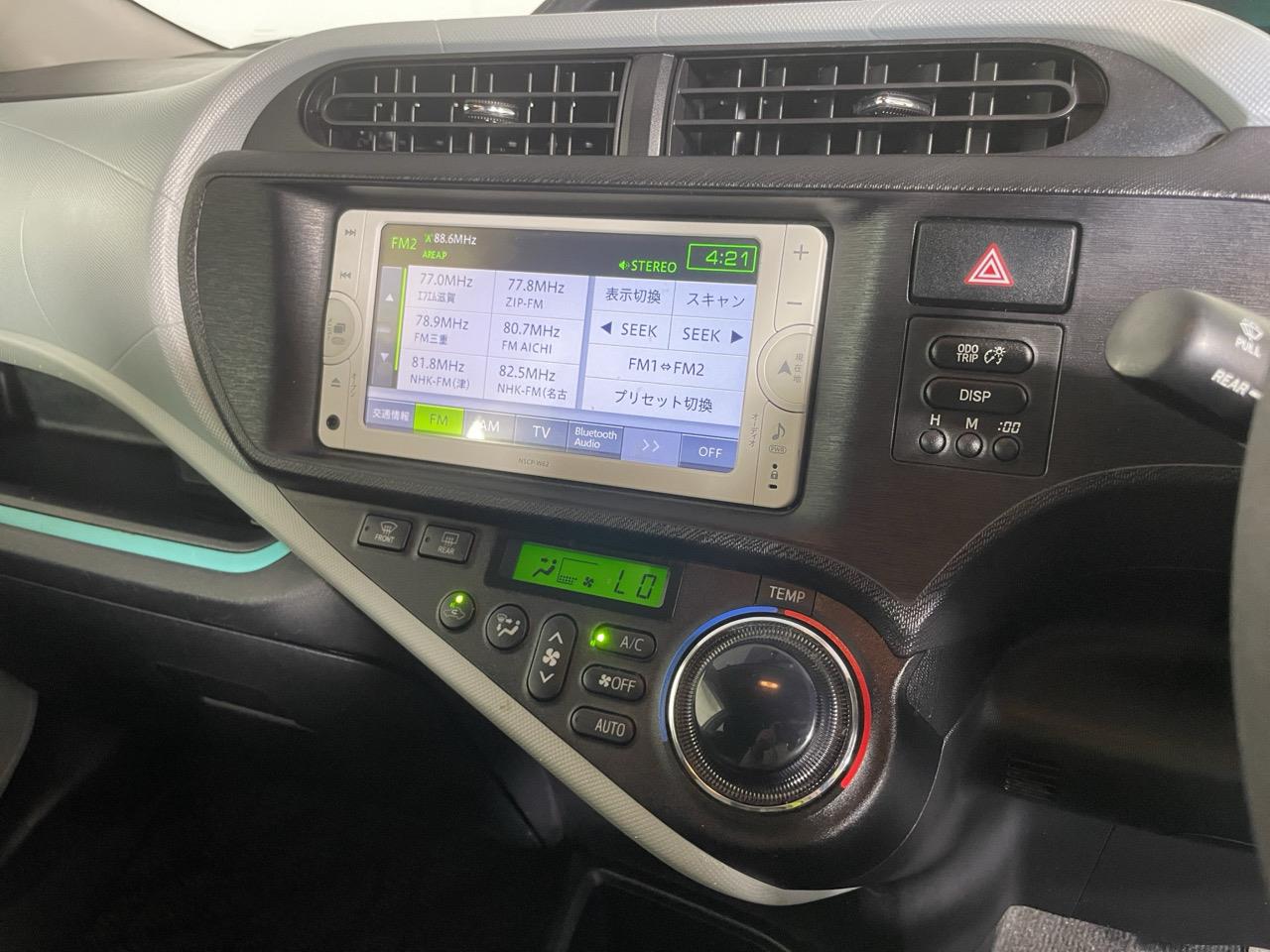 2012 Toyota Aqua G Hatchback AUTO LIGHTS + PUSH START