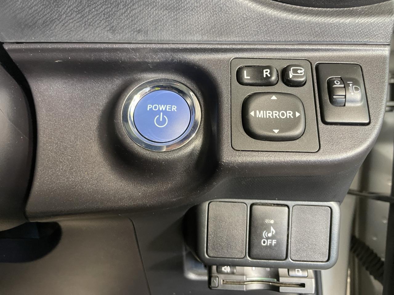 2012 Toyota Aqua G Hatchback AUTO LIGHTS + PUSH START