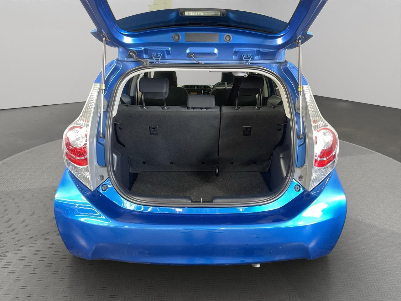 2012 Toyota Aqua S Hatchback LOW KM + AUTO LIGHTS + PUSH START