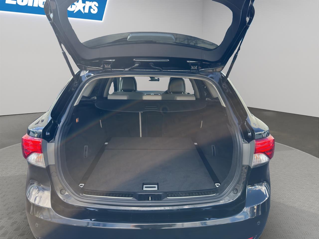 2013 Toyota Avensis WAGON LI Station Wagon PADDLE SHIFT + CRUISE CONTROL + REVERSING CAMERA