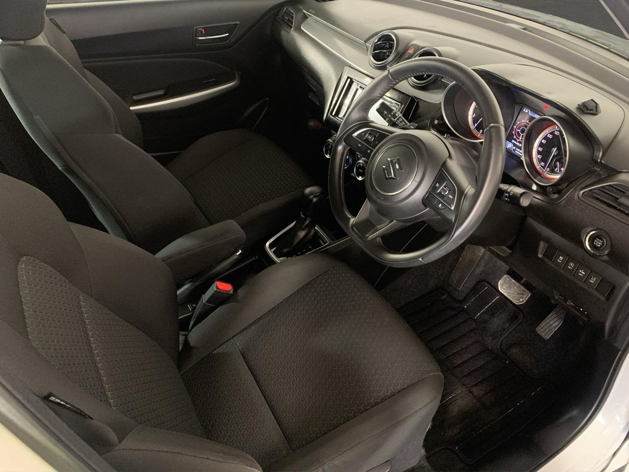 2018 Suzuki Swift HYBRID ML Safety Package Hatchback LOW KM + CRUISE CONTROL + HEATED SEATS