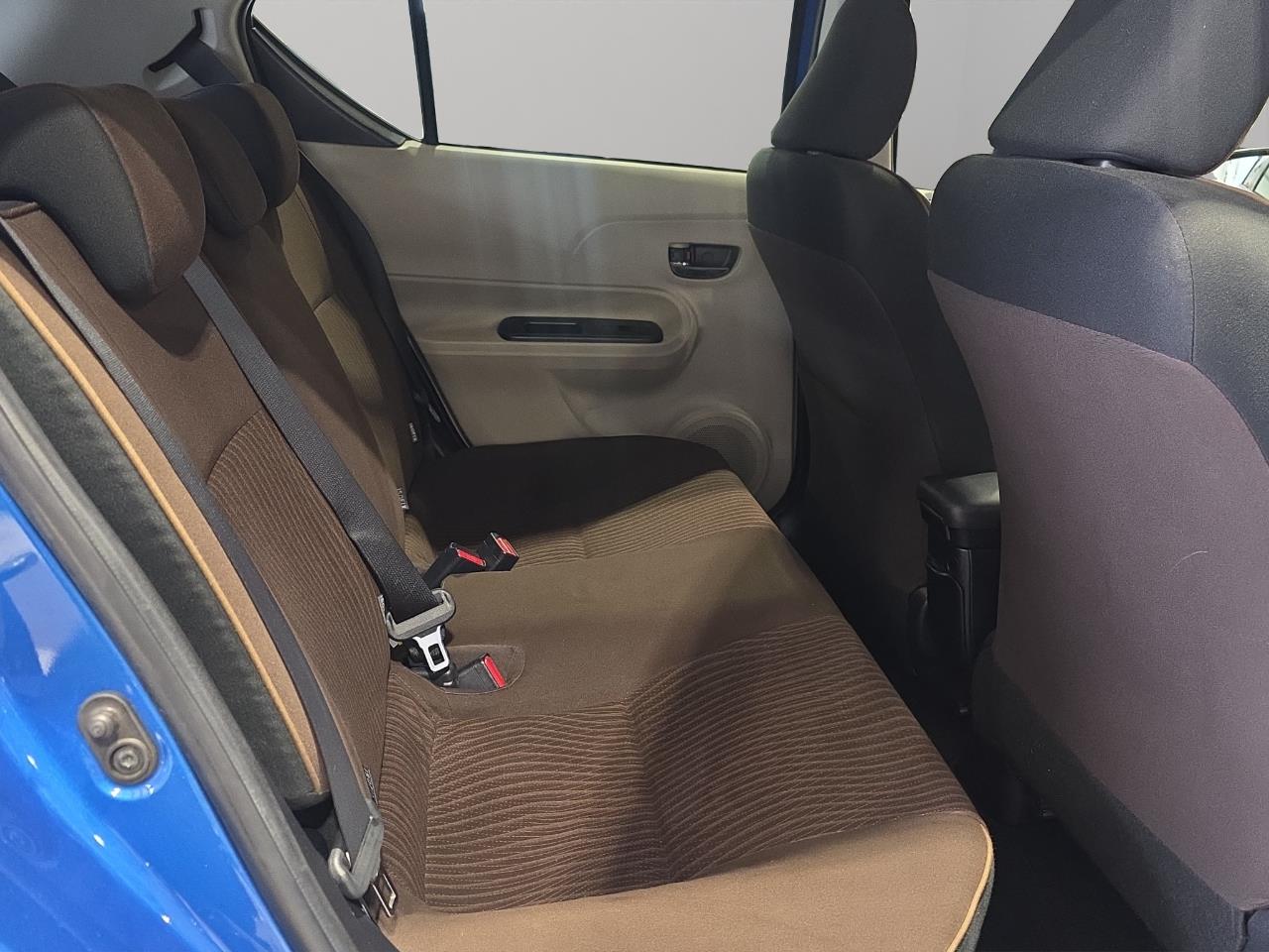 2012 Toyota Aqua G Hatchback REVERSING CAMERA + PUSH BUTTON START + AUTO LIGHTS