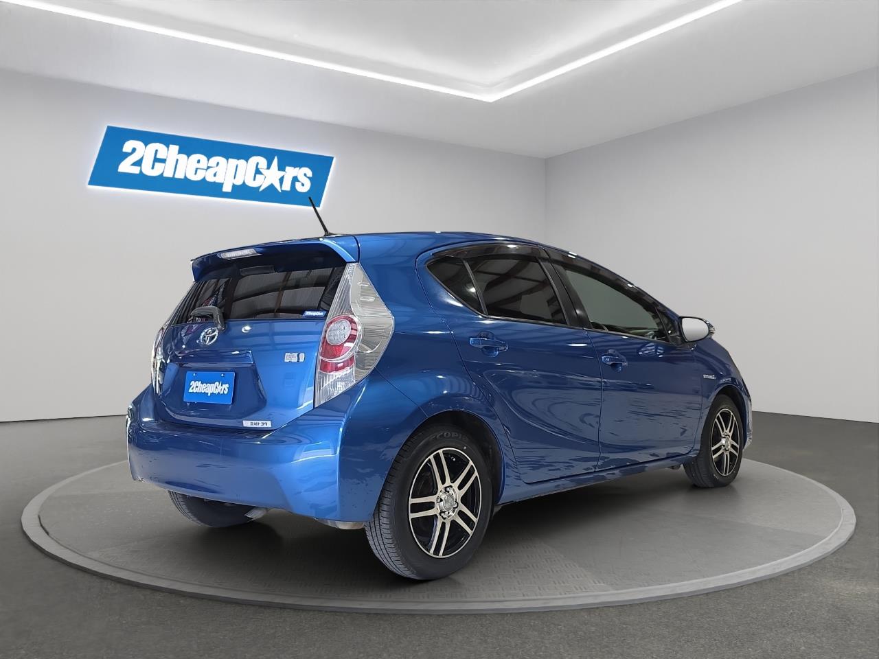 2012 Toyota Aqua G Hatchback REVERSING CAMERA + PUSH BUTTON START + AUTO LIGHTS