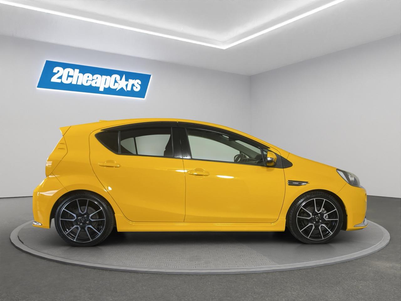 2014 Toyota Aqua G G's Hatchback REVERSING CAMERA + PUSH SRART + AUTO LIGHTS