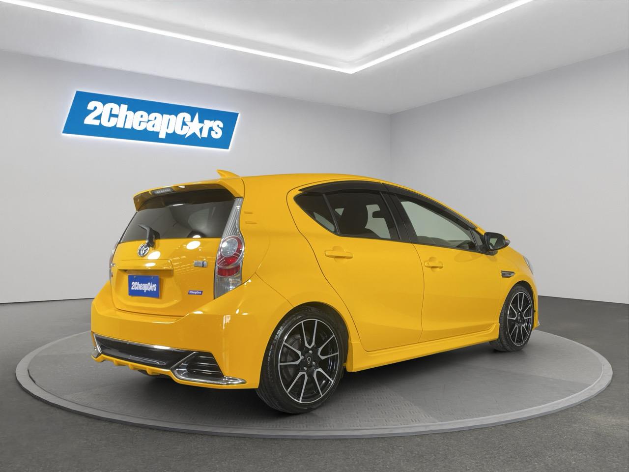 2014 Toyota Aqua G G's Hatchback REVERSING CAMERA + PUSH SRART + AUTO LIGHTS