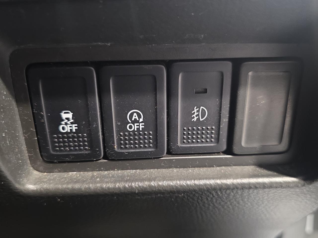 2014 Suzuki Swift XL-DJE Hatchback PUSH BUTTON START + SMART KEYS + MAG WHEELS