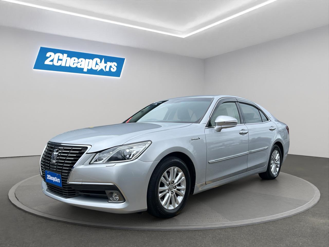 2013 Toyota Crown Hybrid Royal Saloon Sedan HYBRID LUXURY SEDAN + CRUISE CONTROL 
