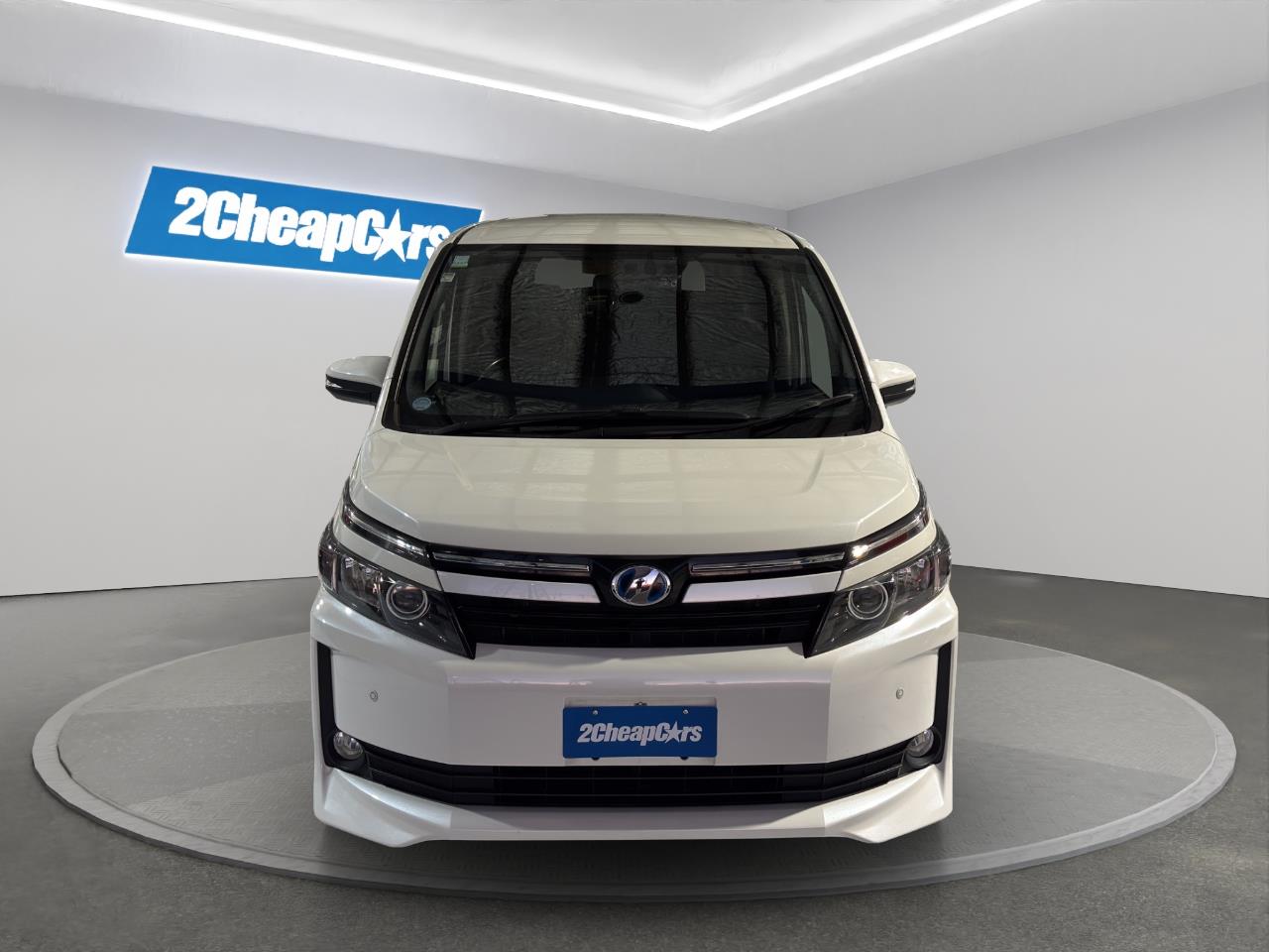 2014 Toyota Voxy HYBRID V People Mover POWER SLIDING DOOR + CRUISE CONTROL