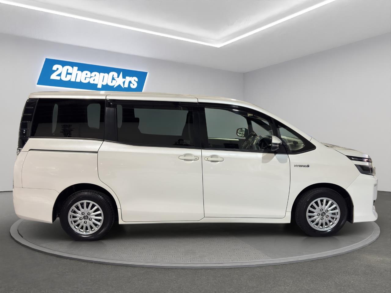 2014 Toyota Voxy HYBRID V People Mover POWER SLIDING DOOR + CRUISE CONTROL