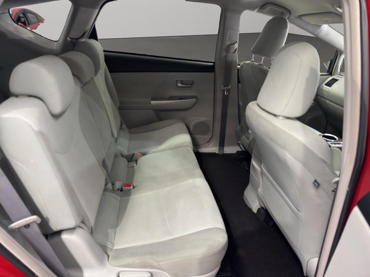 2012 Toyota Prius Alpha S Station Wagon SMART KEY + GREAT SPACE + GREAT FUEL EFFICIENCY