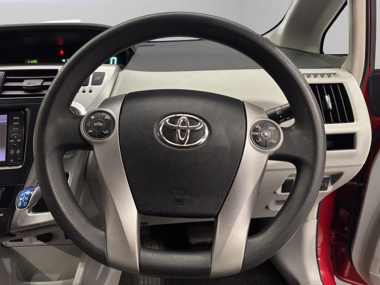 2012 Toyota Prius Alpha S Station Wagon SMART KEY + GREAT SPACE + GREAT FUEL EFFICIENCY