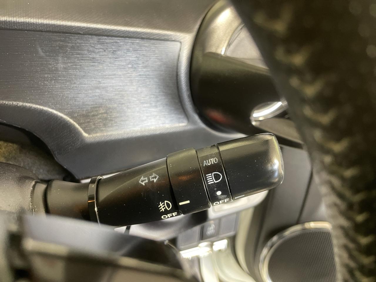 2014 Toyota Aqua Hybrid Gs Hatchback REVERSING CAMERA + AUTO LIGHTS + PUSH START