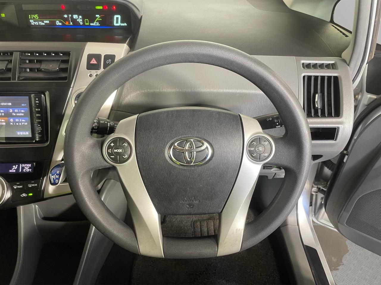 2013 Toyota Prius Alpha S Station Wagon AUTO LIGHTS + PUSH START + GREAT SPACE