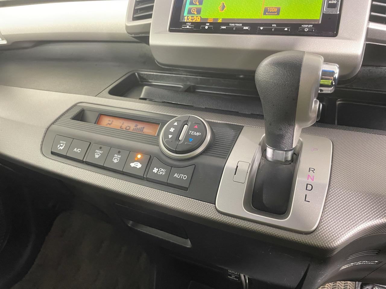 2012 Honda Freed HYBRID 7 SEATER People Mover CRUISE CONTROL + REVERSING CAMERA